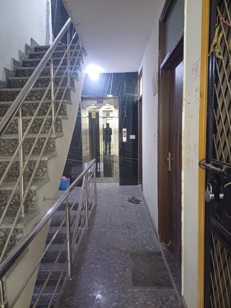 Exterior View, govindpuri 2 Bedroom 600 Sq.Ft. Builder Floor In Govindpuri Delhi 8275559