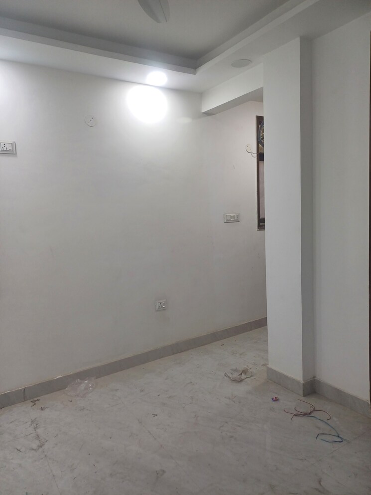 Room, govindpuri 1 Bedroom 500 Sq.Ft. Builder Floor In Govindpuri Delhi 8275616