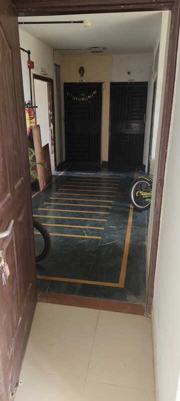 Bathroom in 2 BHK Builder Floor at BPTP Parkland Pride, Sector 77 – for Sale