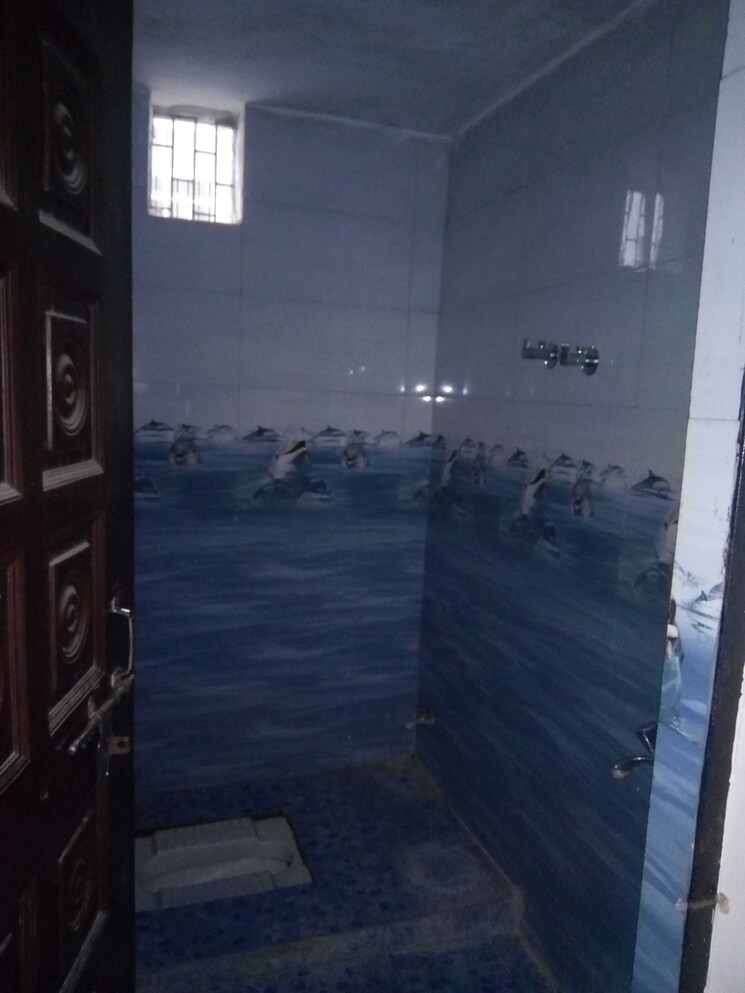 Bathroom, lda colony 3 Bedroom 1200 Sq.Ft. Villa In Lda Colony Lucknow 8275500