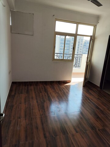 Room in 2 BHK Apartment at Saviour Greenisle, Sain Vihar – for Rent