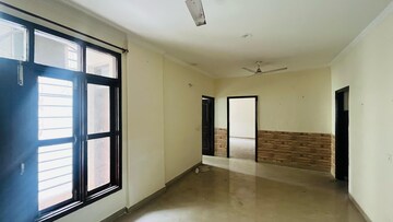 Room in 2 BHK Apartment at Maya Garden City, Lohgarh – for Rent