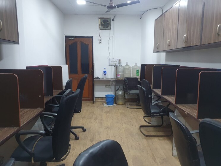 Team Area, janakpuri Commercial Office Space 600 Sq.Ft. In Janakpuri Delhi 8276123