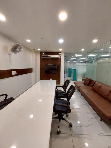  Office Space For Rent in Janakpuri