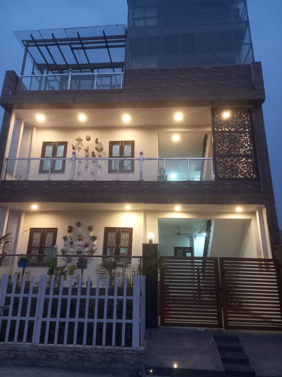 6 BHK + Extra Room Villa For Sale in Adarsh Panache Heights