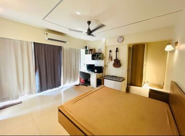 Bedroom in 3 BHK Apartment at Soham Crystal Spires, Ghodbunder Road – for Rent