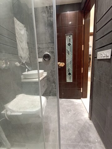 Bathroom in 3.5 BHK Builder Floor at Paschim Vihar – for Rent
