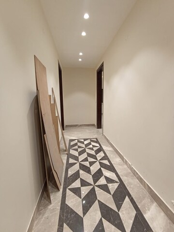 Building Lobby in 3.5 BHK Builder Floor at Paschim Vihar – for Rent