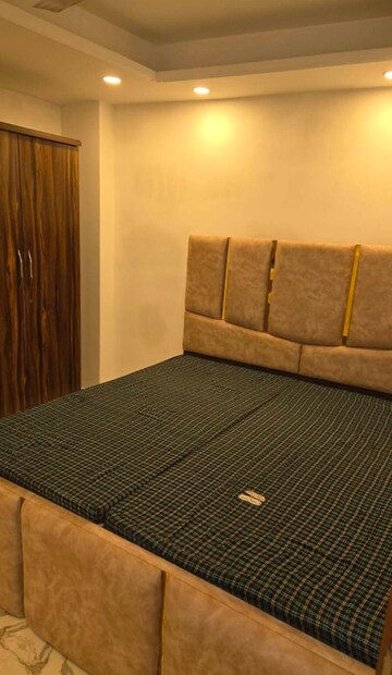 Bedroom in 1 BHK Builder Floor at Saket – for Rent