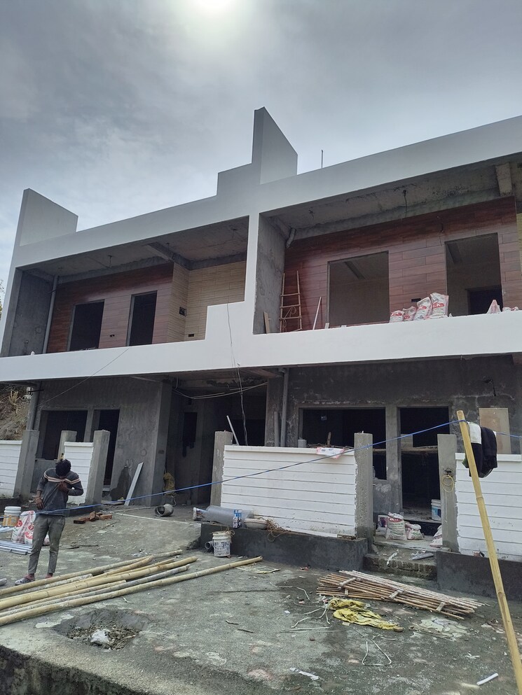 Exterior View, sahastradhara road 3.5 Bedroom 130 Sq.Yd. Villa In Sahastradhara Road Dehradun 8276267