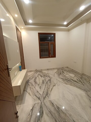 Bedroom in 3 BHK Builder Floor at Paschim Vihar – for Rent
