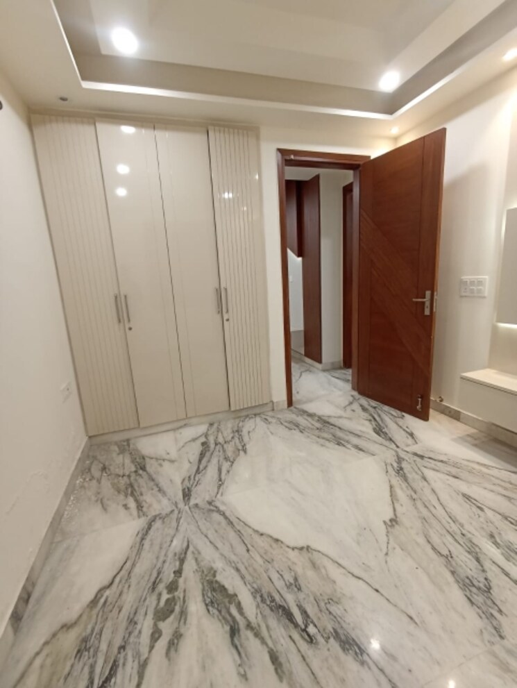 Room, paschim vihar 3 Bedroom 1800 Sq.Ft. Builder Floor In Paschim Vihar Delhi 8276270