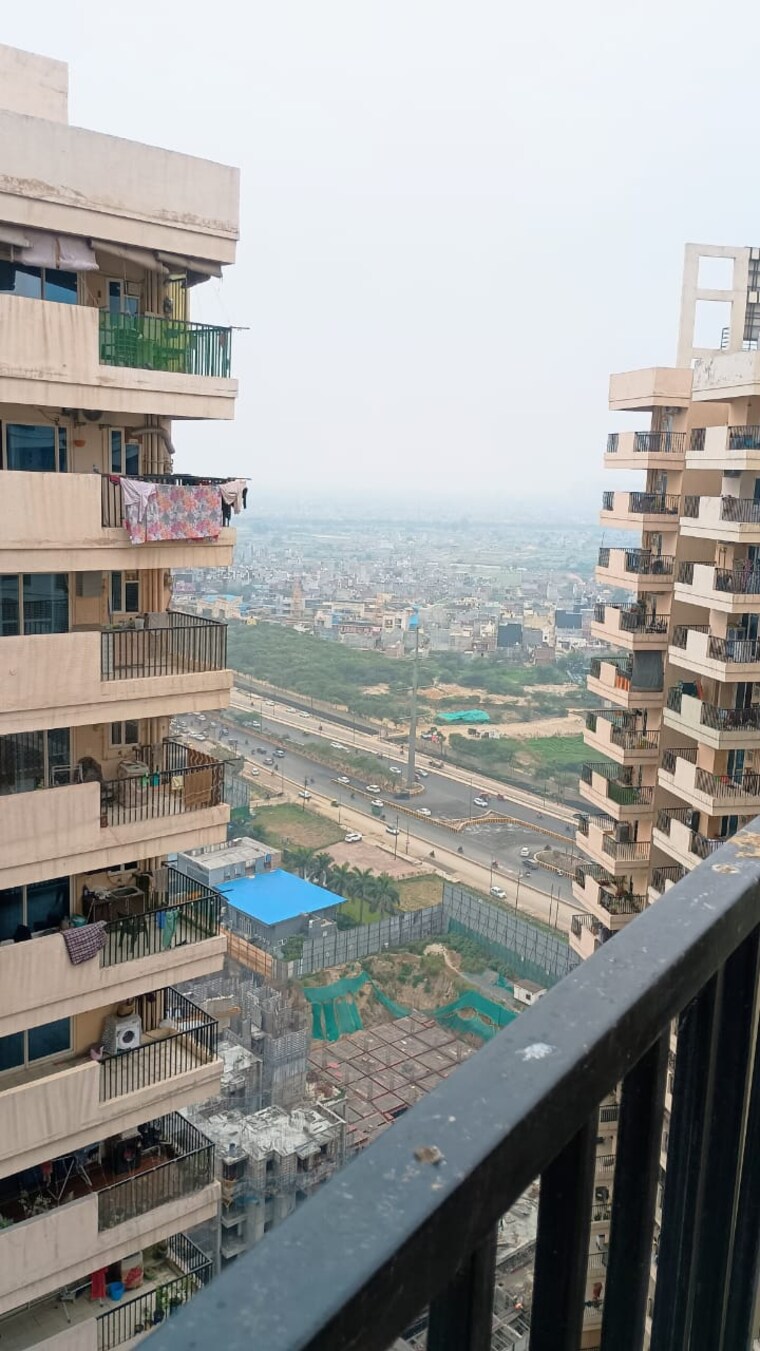 Exterior View, gaur-city-2-14th-avenue 2 Bedroom 614 Sq.Ft. Apartment In Sector 16c Greater Noida Greater Noida 8276762