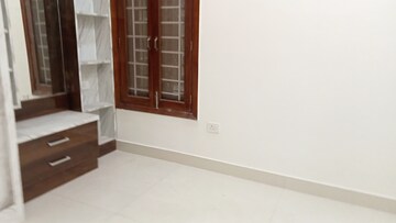Room in 3 BHK Builder Floor at Mahavir Enclave 1 – for Sale