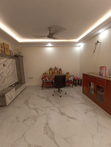 Living Room in 3 BHK Builder Floor at Paschim Vihar – for Rent