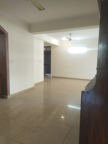 Furnished Amenities in 4 BHK Apartment at Lord Krishna Apartment, Sector 43 – for Rent