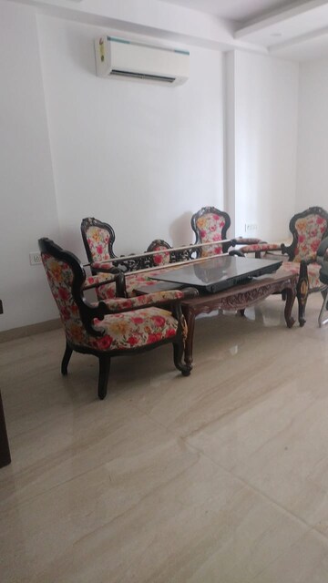 3 BHK Builder Floor For Rent in Builder Floor, Sector 28