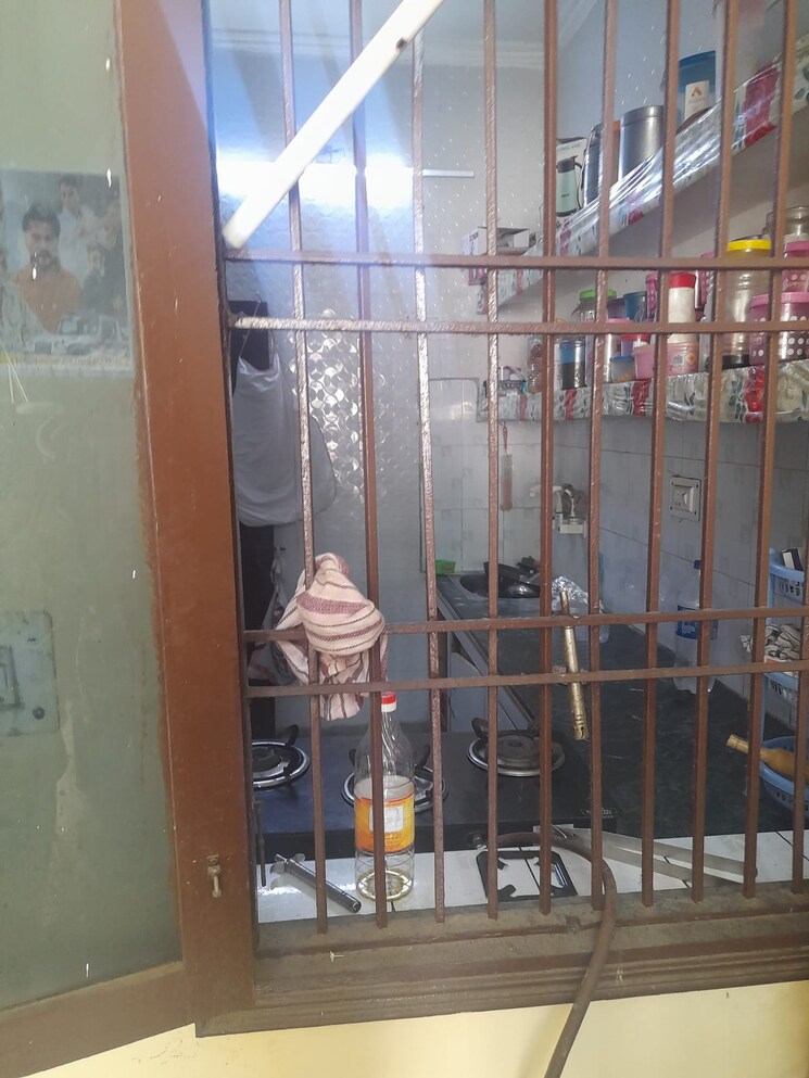 Balcony, kalindipuram colony 3 Bedroom 100 Sq.Yd. Independent House In Kalindipuram Colony Agra 8276742