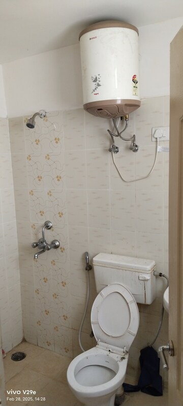 Bathroom in 2 BHK Apartment at Shree Vardhman Mantra, Sector 67 – for Rent