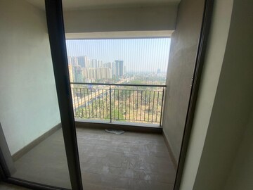 2 BHK Apartment For Sale in Kalpataru Paramount, Kapur Bawdi
