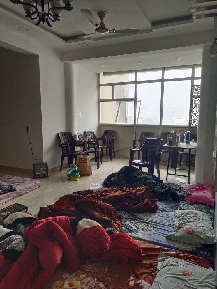  Parking, bhawna-apartment 4 Bedroom 3150 Sq.Ft. Apartment In Sector 43 Gurgaon 8277017