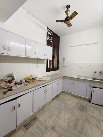 Kitchen in 5 BHK Independent House at Anand Vihar – for Rent