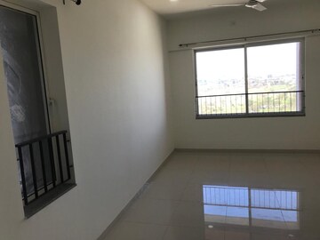 Room in 2 BHK Apartment at Godrej 24, Hinjewadi – for Rent