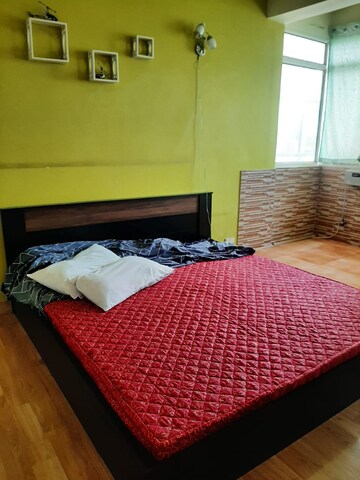 Bedroom in 3 BHK Apartment at Ansal Sushant Estate, Sector 52 – for Rent