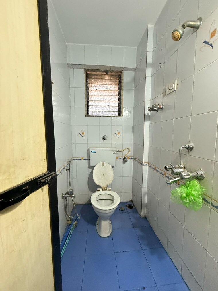 Bathroom, seawoods west 2 Bedroom 710 Sq.Ft. Apartment In Seawoods West Navi Mumbai 8277408