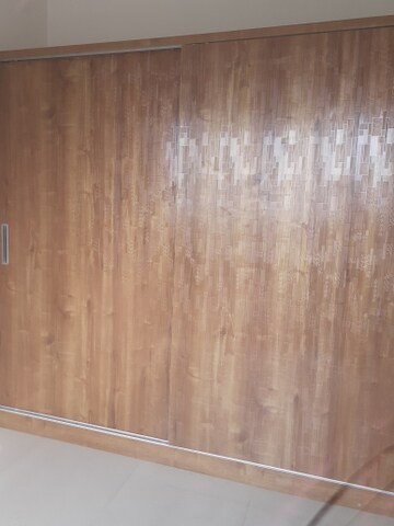 Room in 3 BHK Apartment at Sector 16c Greater Noida – for Rent