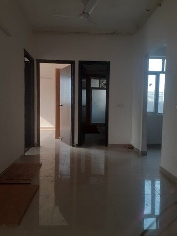 Living Room in 3 BHK Apartment at Sector 16c Greater Noida – for Rent