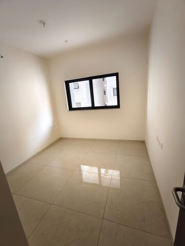 Room in 3 BHK Apartment at Duville Riverdale Residences, Kharadi – for Rent