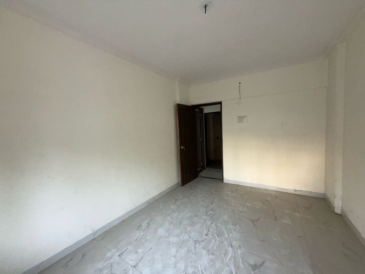 Room, seawoods west 2 Bedroom 725 Sq.Ft. Apartment In Seawoods West Navi Mumbai 8277477