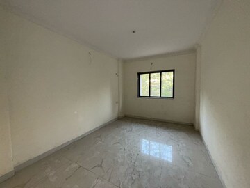 Room in 2 BHK Apartment at Seawoods West – for Sale