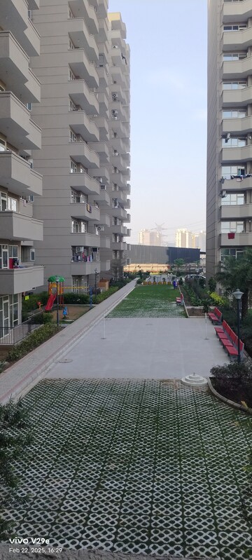 2 BHK Apartment For Rent in Shree Vardhman Mantra, Sector 67