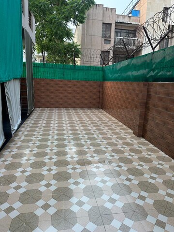 Swimming Pool in 3 BHK Builder Floor at Sector 47 – for Sale