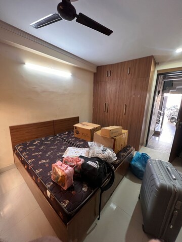 Bedroom in 3 BHK Builder Floor at Pilot Court, Sector 28 – for Rent