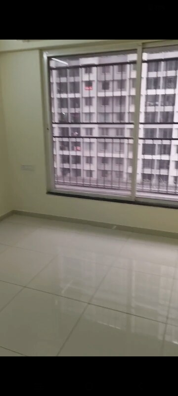 Room in 2 BHK Apartment at Kolte Patil R10, Hinjewadi – for Rent