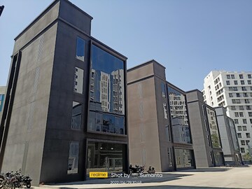  Office Space – Exterior View View at Makarba - for Rent