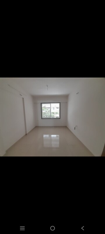 Room in 2 BHK Apartment at Kolte Patil R10, Hinjewadi – for Rent