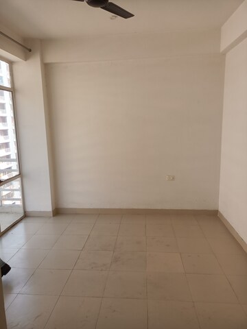 Room in 2 BHK Apartment at Breez Global Heights, Sohna Sector 33 – for Sale