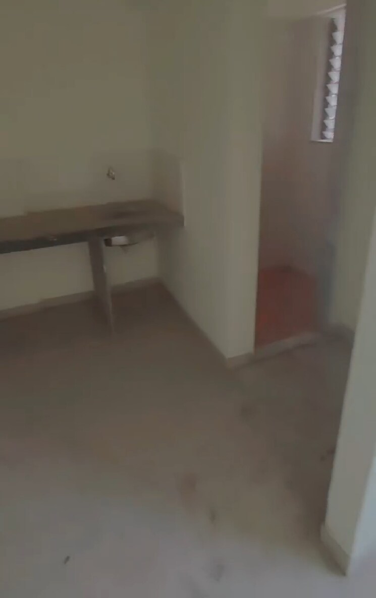 Room, malad west 1 Bedroom 305 Sq.Ft. Apartment In Malad West Mumbai 8277949