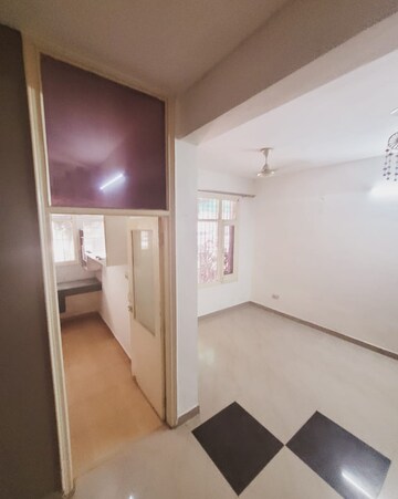 Room in 2 BHK Independent House at Sector 87 – for Sale
