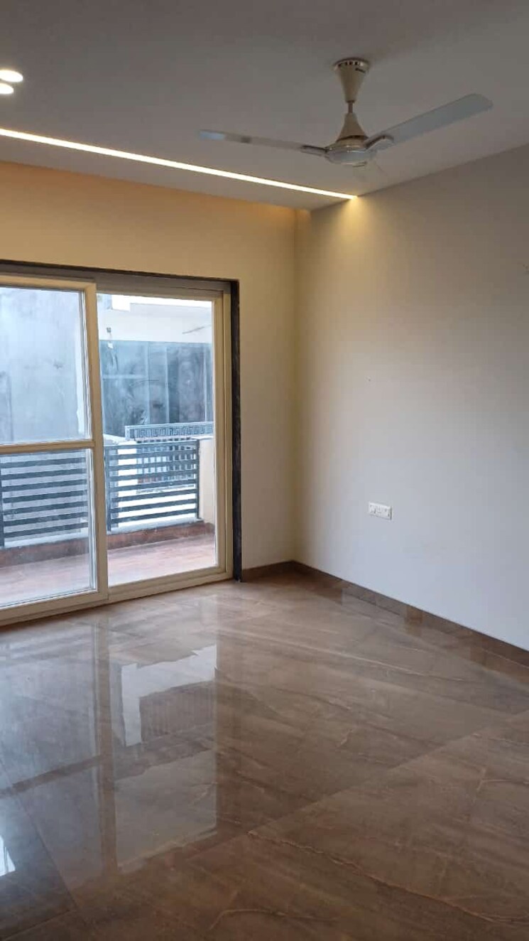 Room, sector 52 4 Bedroom 2385 Sq.Ft. Builder Floor In Sector 52 Gurgaon 8277934