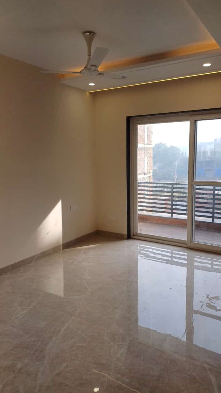 Room, sector 52 4 Bedroom 2385 Sq.Ft. Builder Floor In Sector 52 Gurgaon 8277934