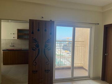 Room in 2 BHK Apartment at Prestige Finsbury Park Hyde, Bagaluru  – for Rent