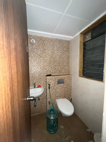 Attached Bathroom in 2 BHK Apartment at Lodha Palava Downtown Dombivli East, Dombivli East – for Rent