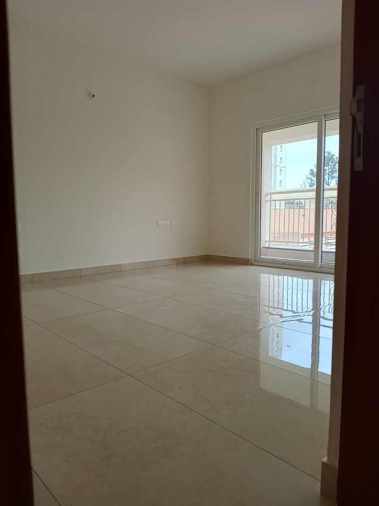 Room, prestige-waterford 4 Bedroom 2525 Sq.Ft. Apartment In Whitefield Bangalore 8278473