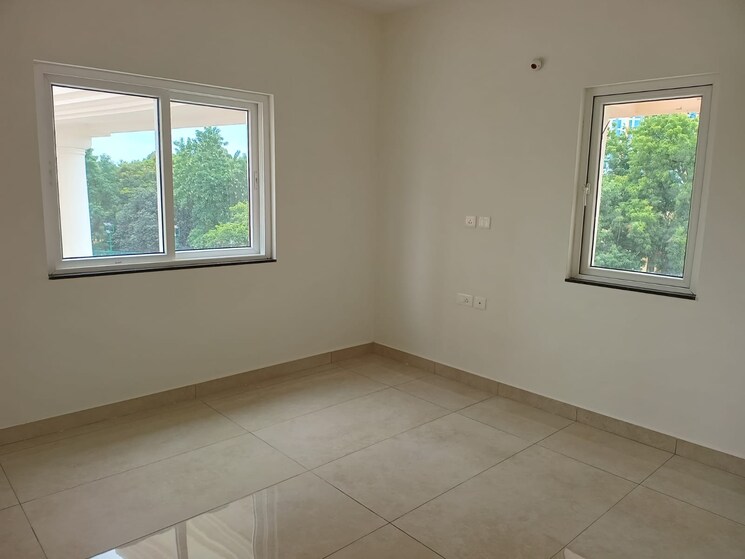 Room, prestige-waterford 4 Bedroom 2525 Sq.Ft. Apartment In Whitefield Bangalore 8278473