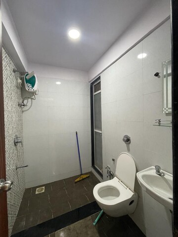 Bathroom in 1 BHK Apartment at The Heights, Andheri East – for Rent
